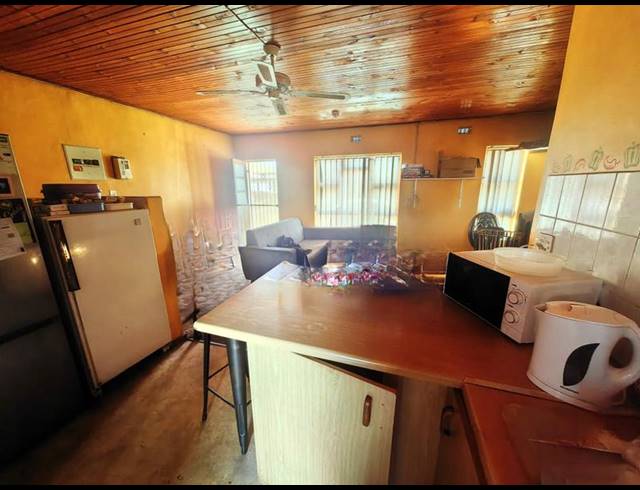 4 BEDROOM HOUSE FOR SALE IN PAROW VALLEY